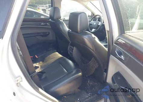 2010 Cadillac Srx Luxury Collection z USA, uszkodzony, nr VIN 3GYFNAEY9AS513977